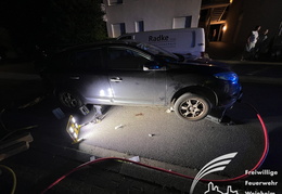 2024 07 21 Person unter Auto 02